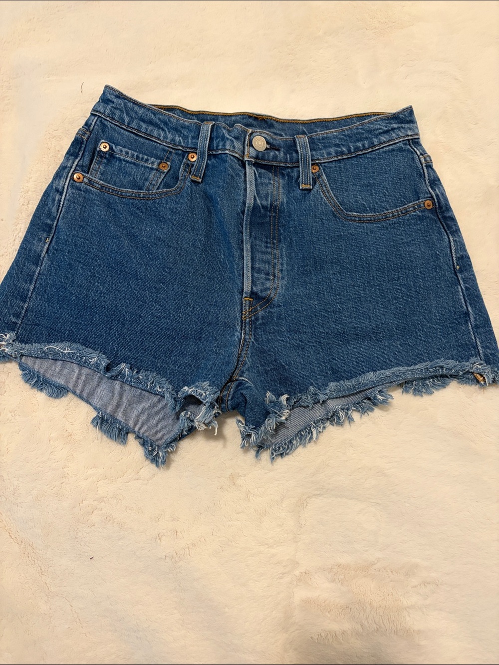 Levi's Raw Hem High-Rise Denim Shorts - Blue